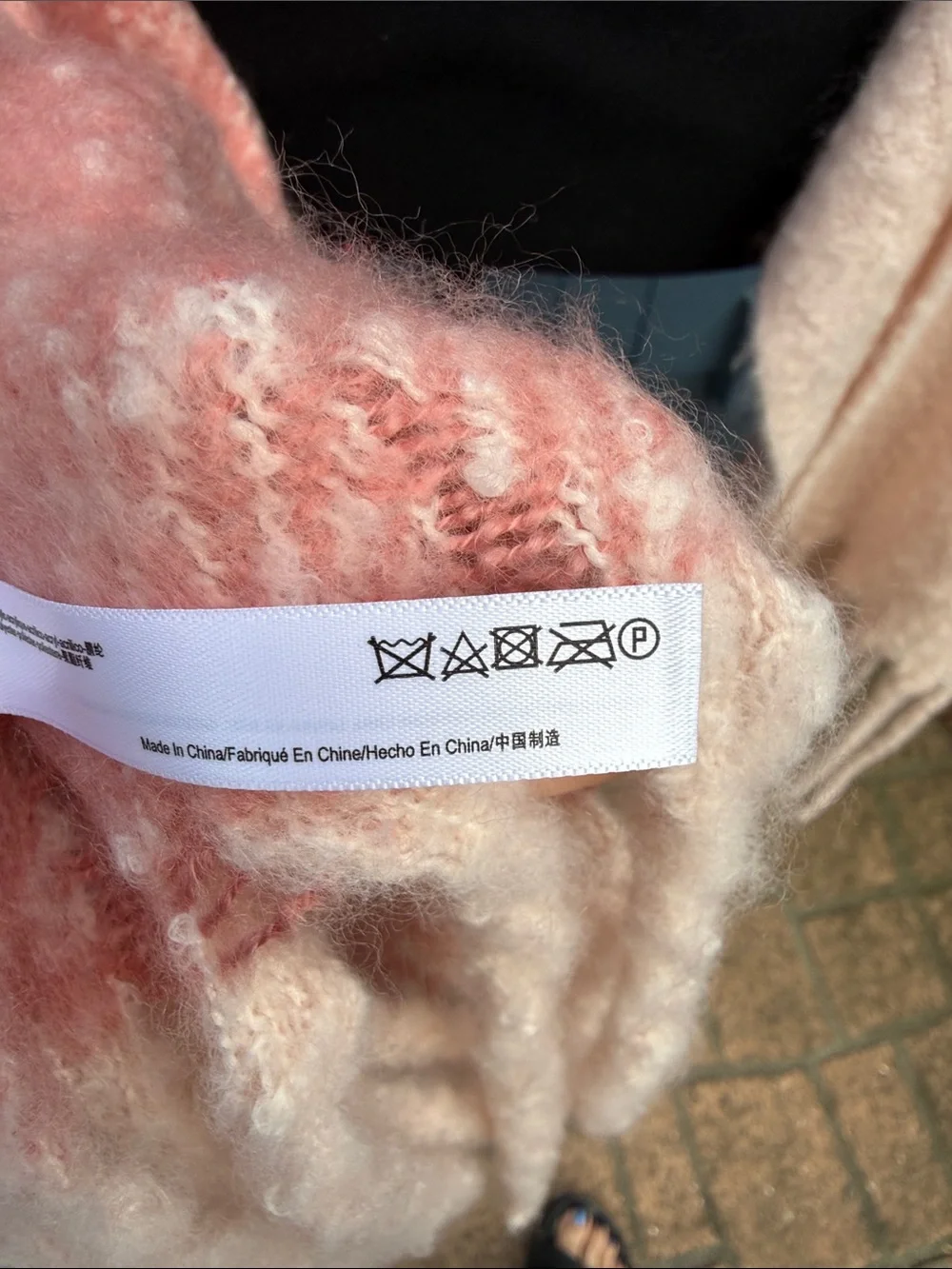 Anthropologie Two-Tone Pink & Cream Fringe Wrap blanket Scarf soft